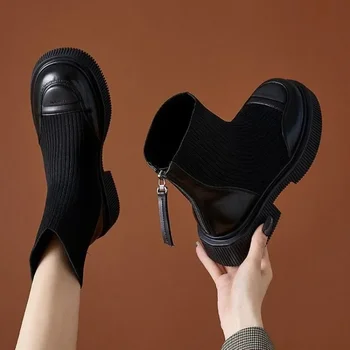 Kadın ayakkabısı Satılık 2023 Marka Fermuar kadın Botları Kış Yuvarlak Ayak Düz Kısa Varil Platformu Tıknaz Topuklu Streç Çizmeler